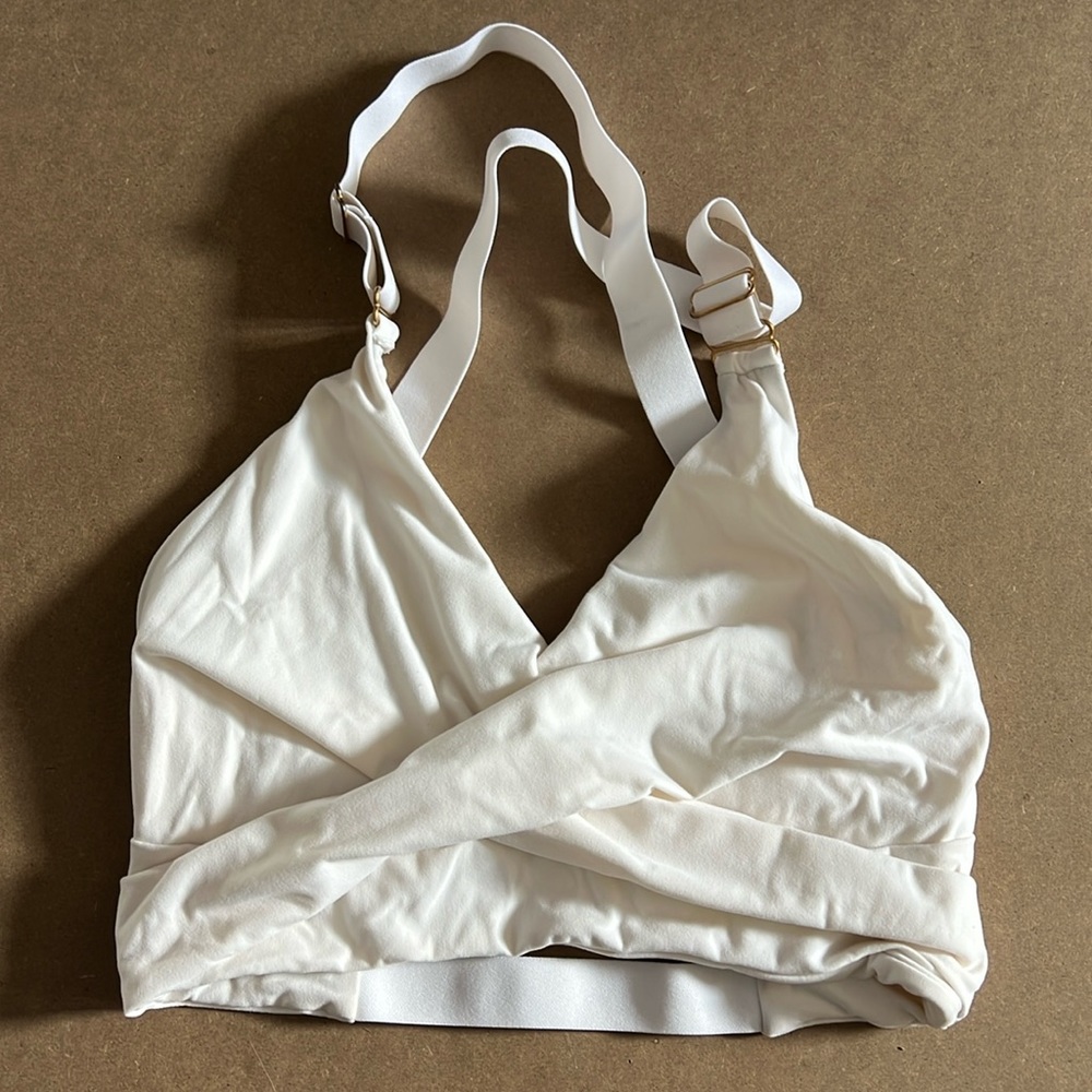 BuffBunny Candy Wrap Bra - White
